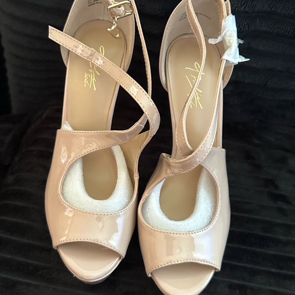 Thalia Sodi heels in nude. Never worn.